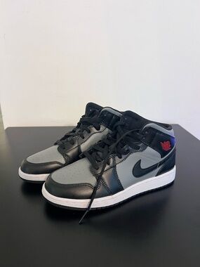 Nike Air Jordan 1 Mid "Shadow Red" sneaker